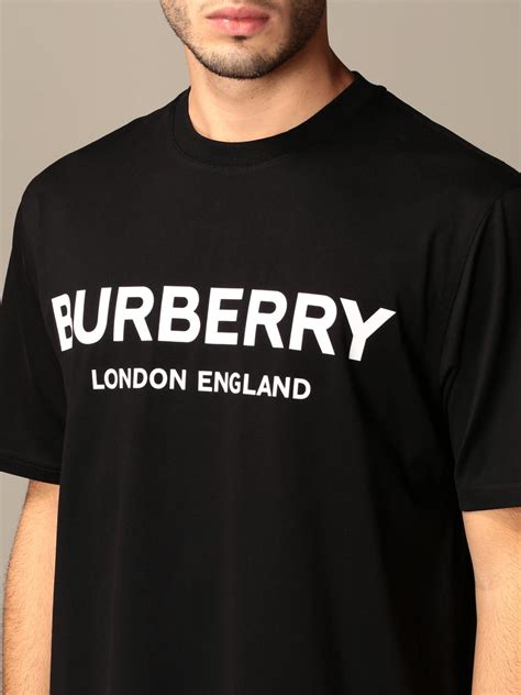 burberry t shirts männer|Burberry t shirt men's cheap.